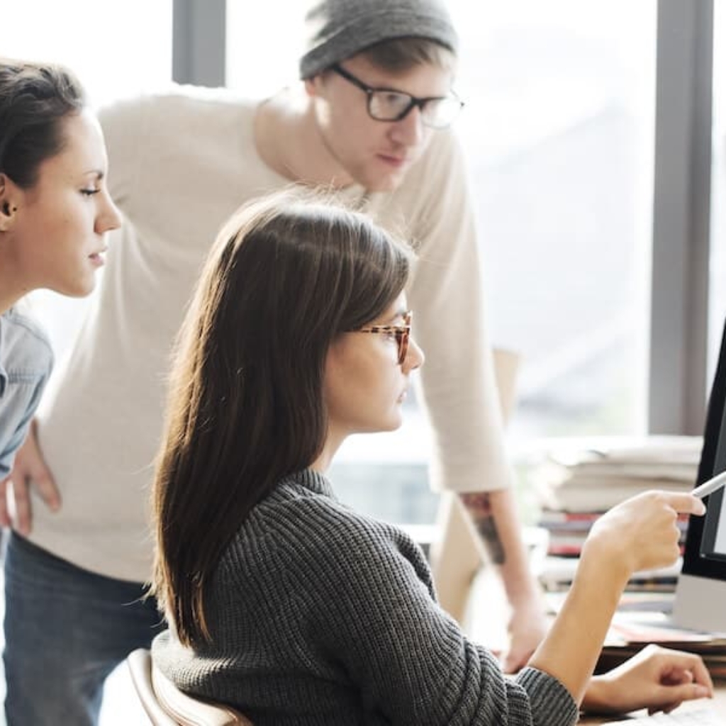 design-team-discussing