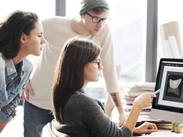 design-team-discussing